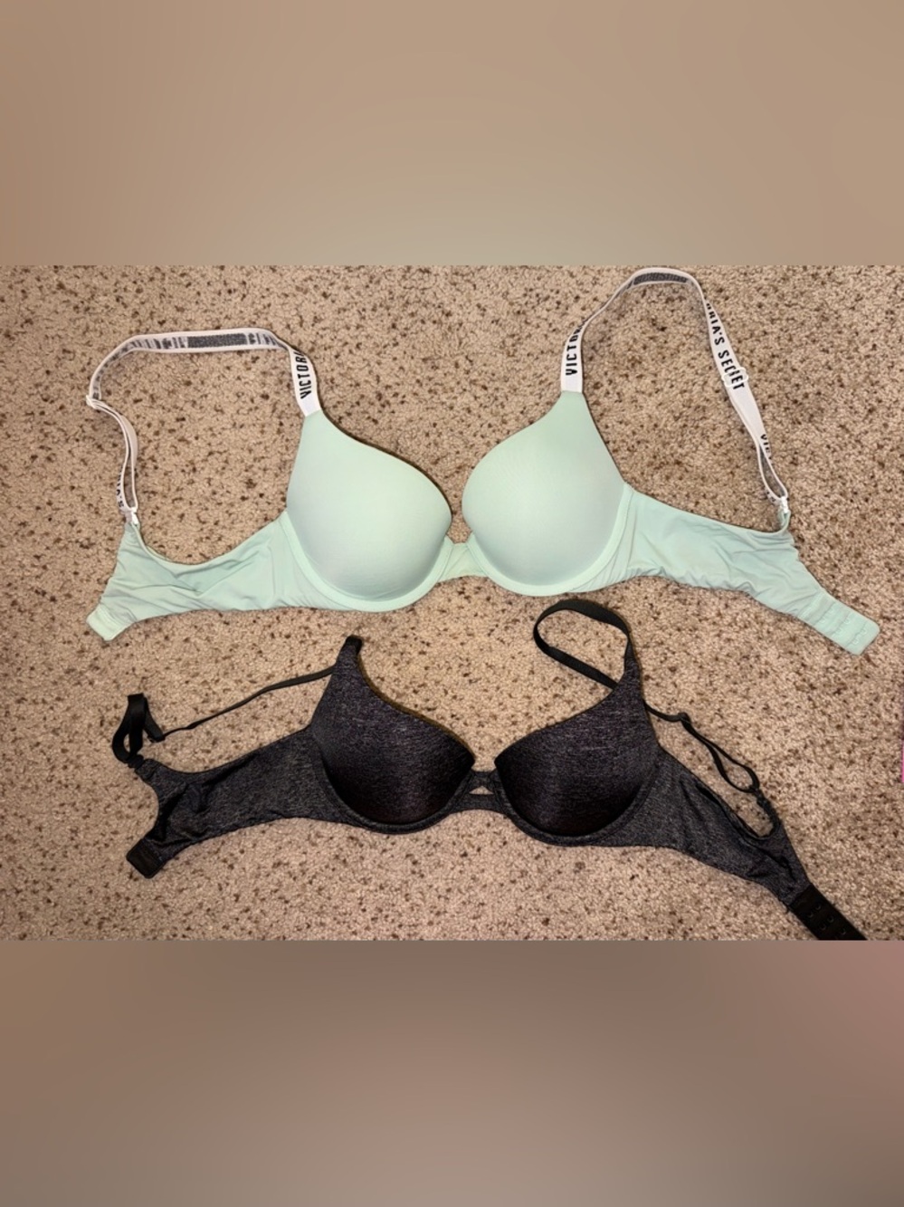 Victoria's Secret Mint & Black Smooth T-Shirt Bras